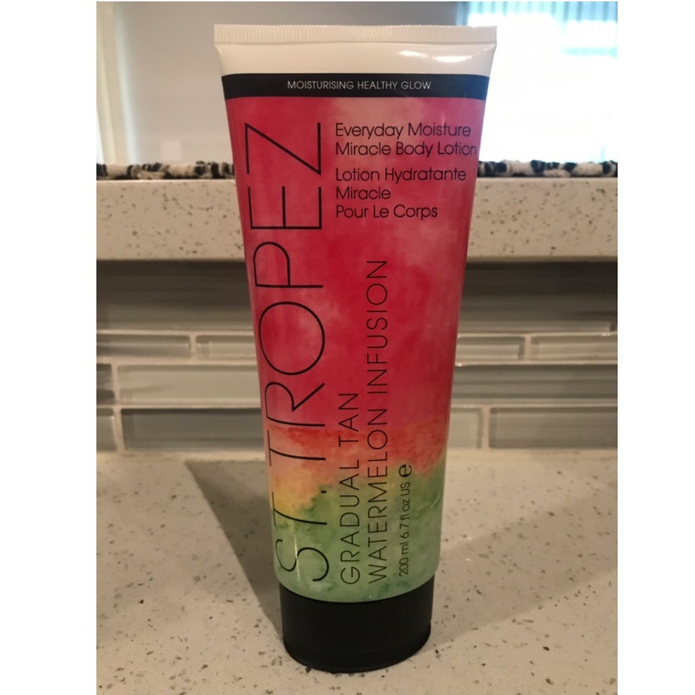 St. Tropez Gradual Tan Watermelon Body Lotion